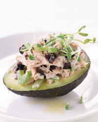 Fast & Easy Dinner: Fresh Tuna Salad with Avocado