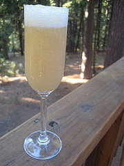 Happy Hour: Bellini