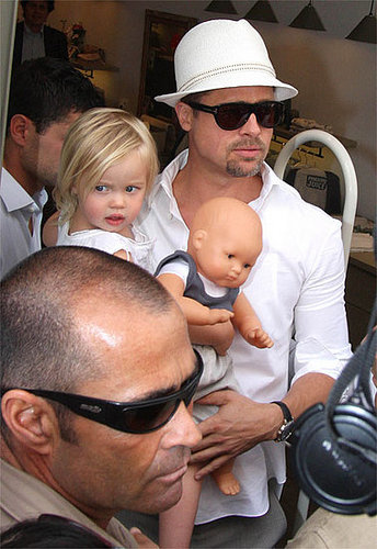 Cuteness Overload: Momma, Daddy, Shiloh, and her babydoll go Shopping. 