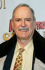 John Cleese Offers to Be Barack Obama's Speechwriter