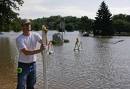 Bush Says Funds Available for Midwest Floods
