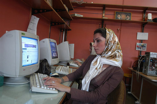 Iran Considers Death Penalty for Bloggers, Russia Jails One