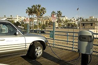 Should Hybrid Drivers Get Special Parking Perks?