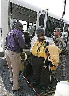 Lines For Evacuation Buses Grow in New Orleans