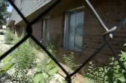 Pregnant Robber Leaves Son at Scene of Crime