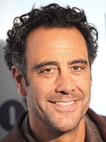 Lil Links: Brad Garrett's Dates Don't Meet His Kids