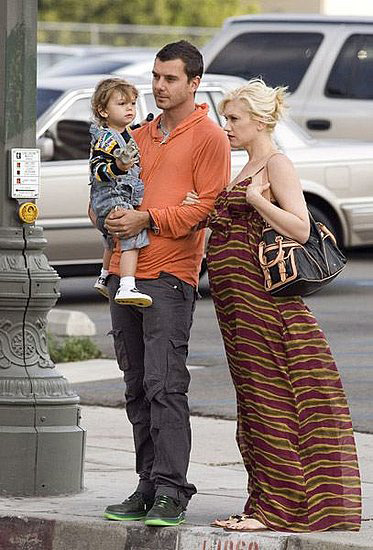 The Stefani–Rossdale clan waited to cross the street before checking out the LACMA in LA. The Stefani–Rossdale clan waited to cross the street before checking out the LACMA in LA.