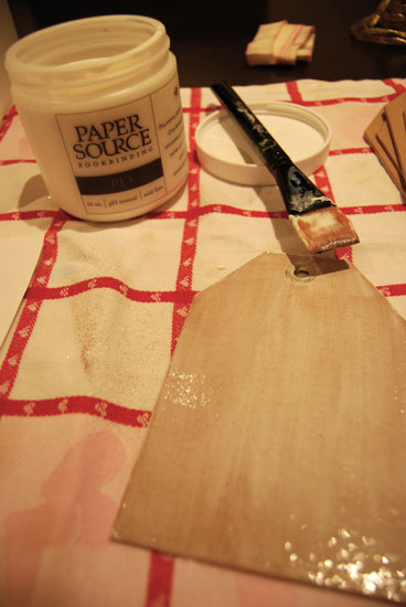 Glue awaiting glitter Glue awaiting glitter