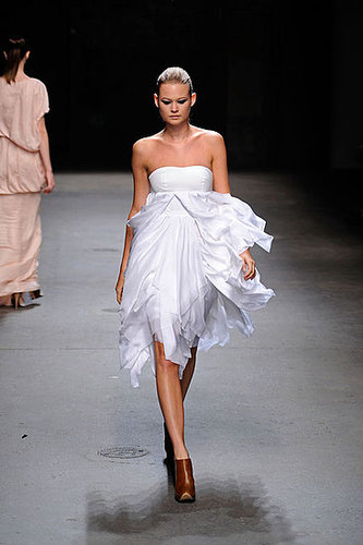 Yigal Azrouel Spring 2009 Runway Show Yigal Azrouel Spring 2009 Runway Show