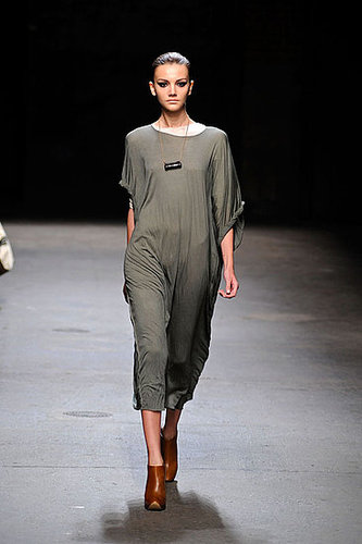 Yigal Azrouel Spring 2009 Runway Show Yigal Azrouel Spring 2009 Runway Show