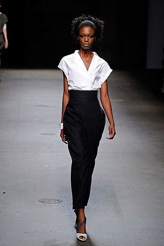 Yigal Azrouel Spring 2009 Runway Show Yigal Azrouel Spring 2009 Runway Show