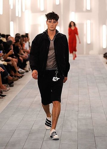 Y-3 Spring 2009 Runway Y-3 Spring 2009 Runway