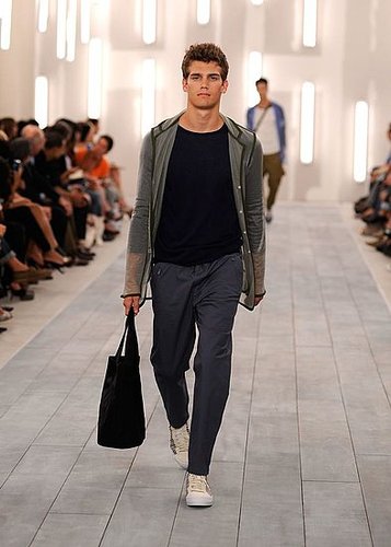 Y-3 Spring 2009 Runway Y-3 Spring 2009 Runway