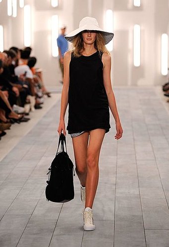 Y-3 Spring 2009 Runway Y-3 Spring 2009 Runway