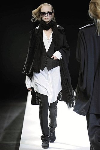 Paris Fashion Week: Yohji Yamamoto Spring 2009 Paris Fashion Week: Yohji Yamamoto Spring 2009