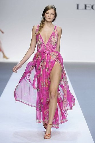 Paris Fashion Week: Leonard Spring 2009 Paris Fashion Week: Leonard Spring 2009