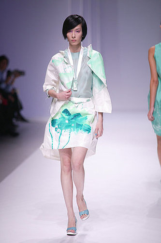 Paris Fashion Week: Shiatzy Chen Spring 2009 Paris Fashion Week: Shiatzy Chen Spring 2009