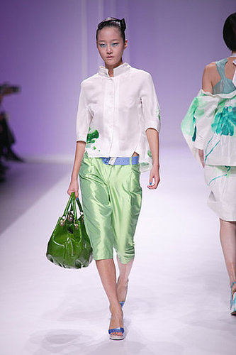 Paris Fashion Week: Shiatzy Chen Spring 2009 Paris Fashion Week: Shiatzy Chen Spring 2009