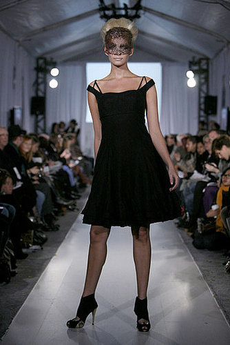 L'Oreal Toronto Fashion Week: Karamea Spring 2009 L'Oreal Toronto Fashion Week: Karamea Spring 2009