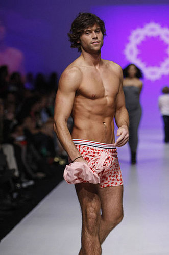 L'Oreal Toronto Fashion Week: Gsus Sindustries Spring 2009 L'Oreal Toronto Fashion Week: Gsus Sindustries Spring 2009