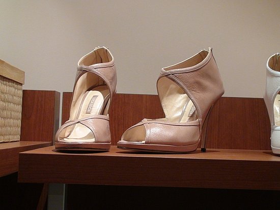 In The Showroom: Luca Luca Spring 2009