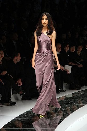 Beijing: Versace Spring 09 Beijing: Versace Spring 09