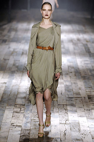 Gossip Girl Dresses From TCA '08!