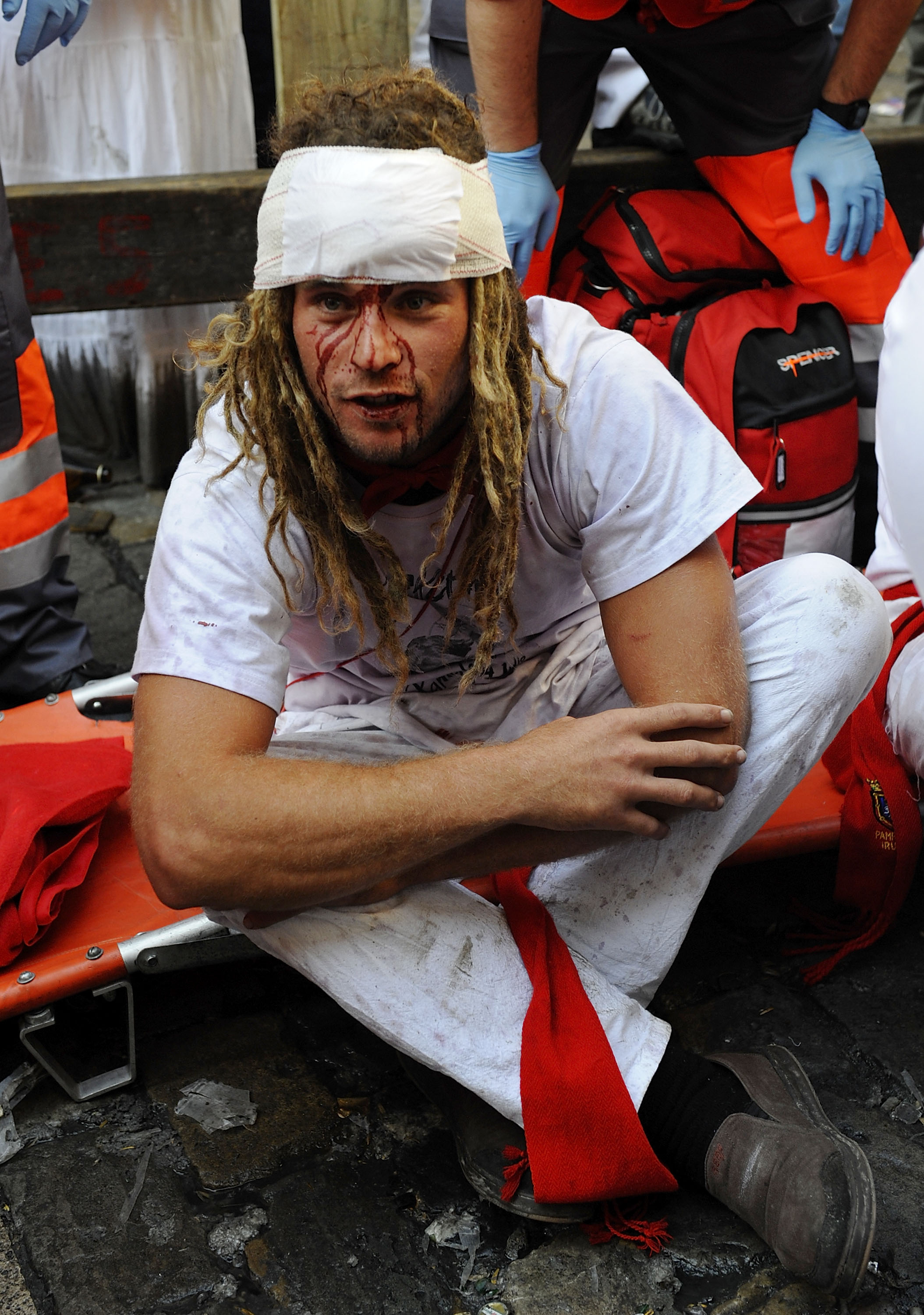 New Zealand participant is helped by the Red Cross. New Zealand participant is helped by the Red Cross.