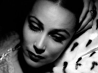 Dolores Del Rio, Beauty Icon
