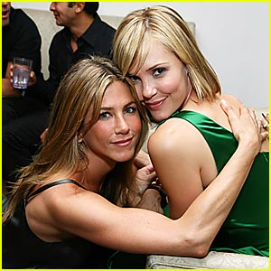 Jennifer Aniston is a Friend Of El Faro