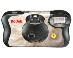 Single-Use Cameras at Weddings: Love It or Leave It?