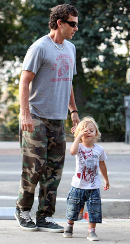 Kingston Rossdale Knows How to Rock It Kingston Rossdale Knows How to Rock It