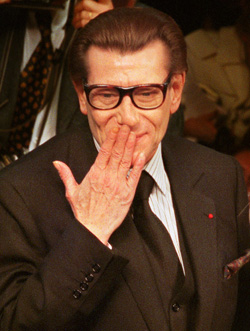 Breaking News: Yves Saint Laurent Dies