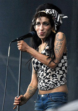 Sugar Bits — Amy Winehouse To Enter Rehab Near Blake