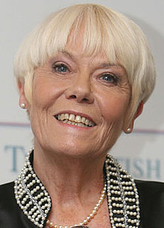 Sugar Bits — Wendy Richard Is "Dying Of Cancer"