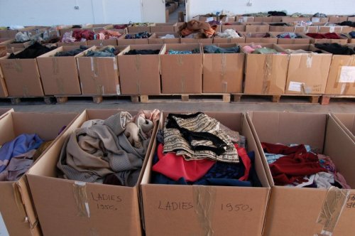 ANGELS BIG VINTAGE CLOTHING SALE