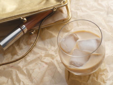 Wedding Survival Guide Make-up - what to take in your bag.