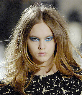 Photo of Autumn Fall Winter 2008 Beauty Catwalk Runway Trends Blue Eyeshadow make-up on Proenza Schouler Models