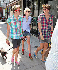 Agyness Deyn Scorned, Sumo-ed