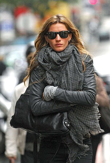 Gisele Bundchen Scores Dior Spring 2009 Gisele Bundchen Scores Dior Spring 2009