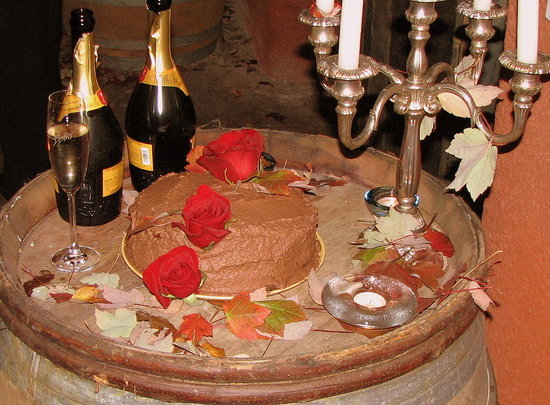 The groom's Red Velvet Cake.