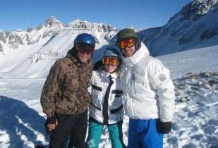 Pic of Justin and Jessica Snowboarding