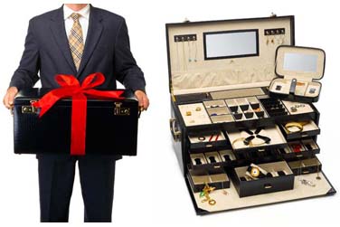 Now THIS is a jewelry box!!!