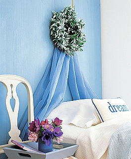 DIY: Canopy Headboard