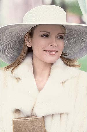 Get the Look: Samantha, a Vision in White