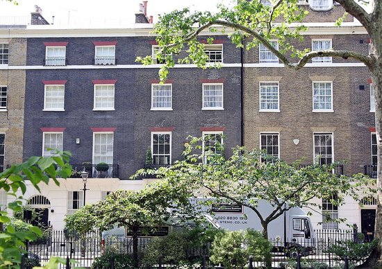 Celeb Coveted Cribs: Life in London