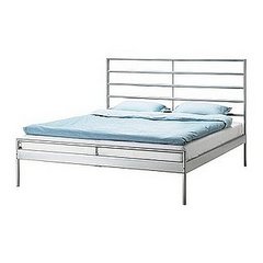Room Therapy:  How Can I Revamp This Headboard?