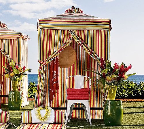 Steal of the Day: Pottery Barn Chesapeake Changing Cabana