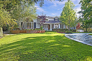 This Just In: Denise Richards Lists Her Shabby Chic Crib