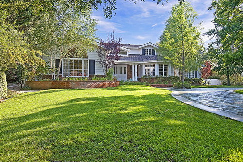 This Just In: Denise Richards Lists Her Shabby Chic Crib